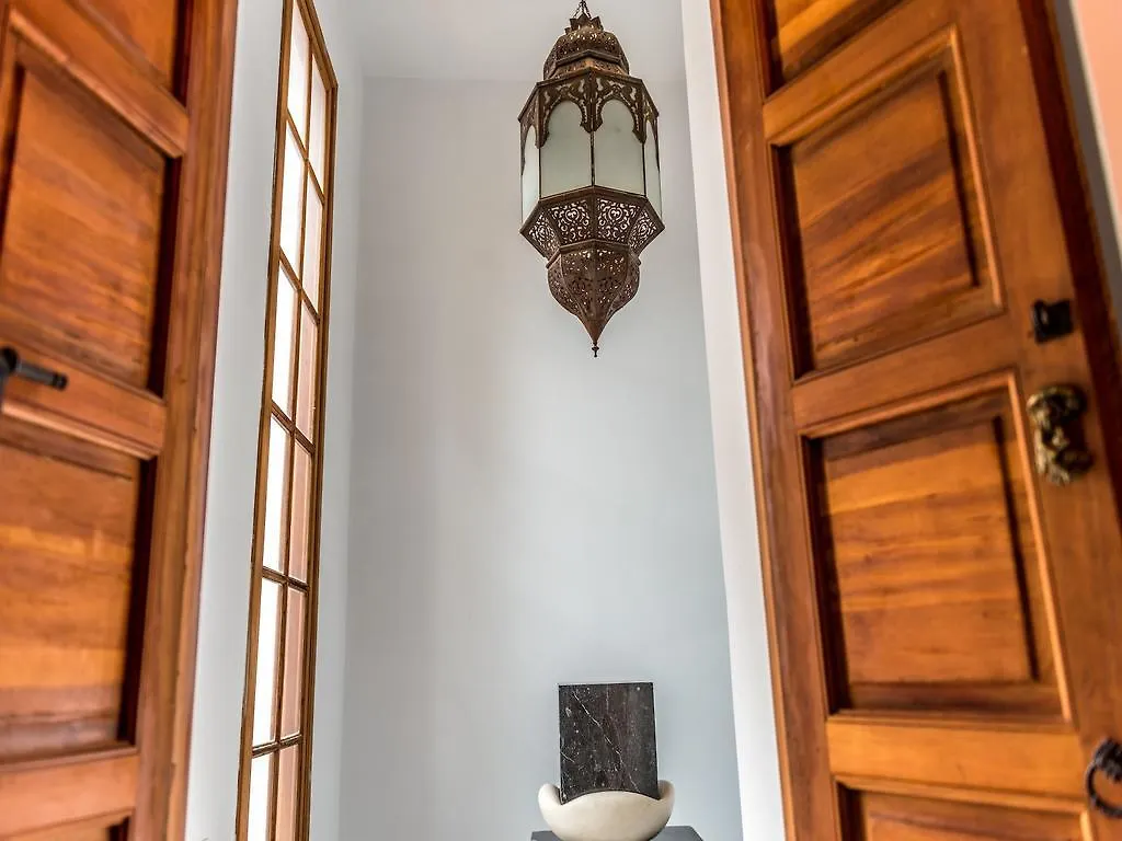 ****  Riad Les Trois Cours Marrakesh Marocko